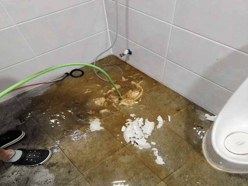 과천 변기역류 작업사례 2